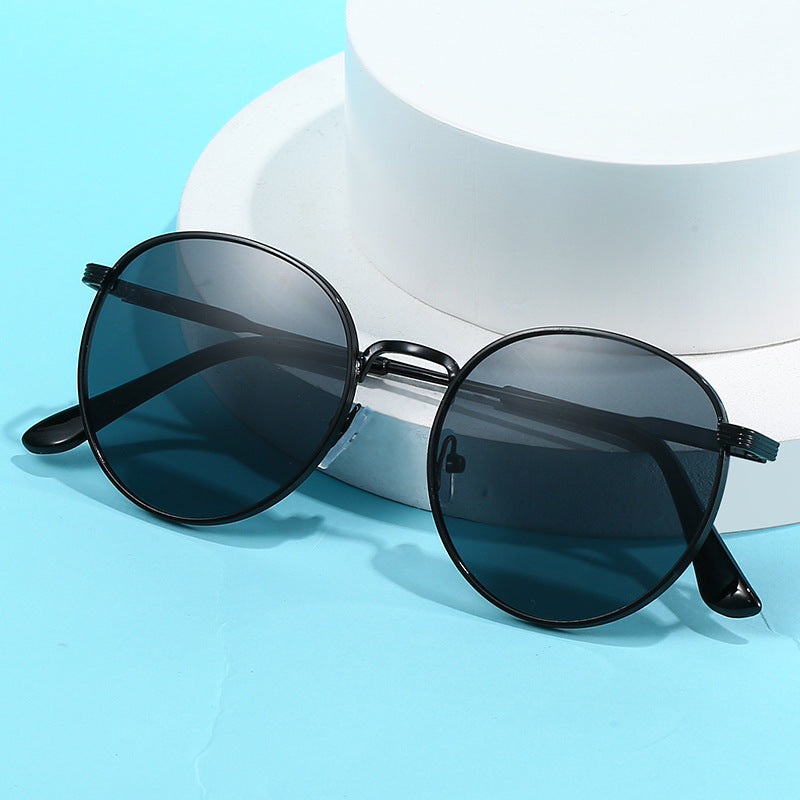 Marine Clip Retro Sunglasses | Unisex Fashion Shades