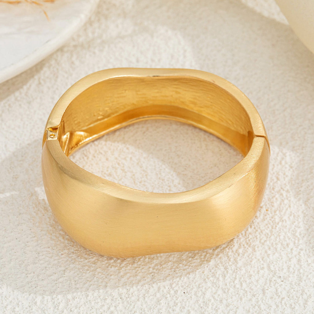 Exaggerated Metallic Wide-Band Bracelet